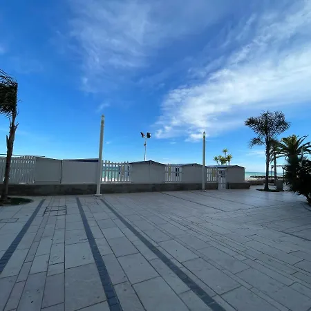 [lungomare] 2 Locali Sul Mare Con A/c