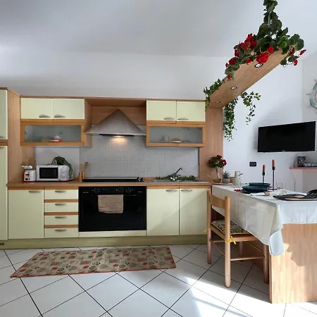 Lungomare 2 Locali Sul Mare Con A/c Апартаменты *